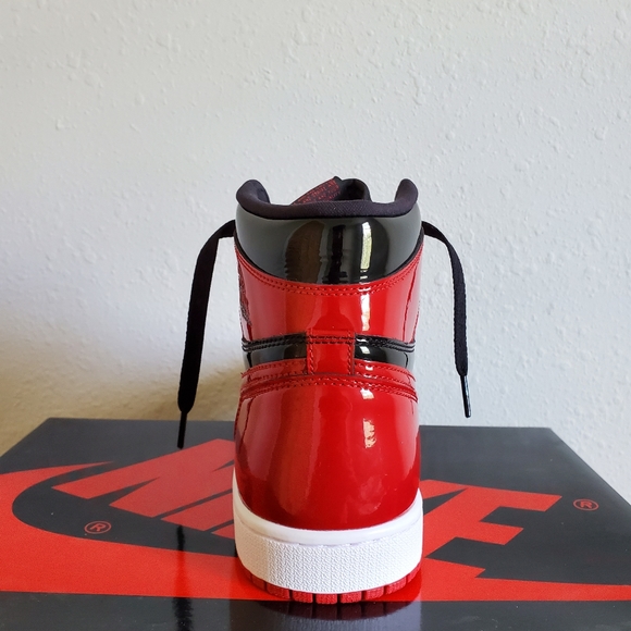 Air Jordan 1 Retro High OG \'Patent Bred\' main image 7